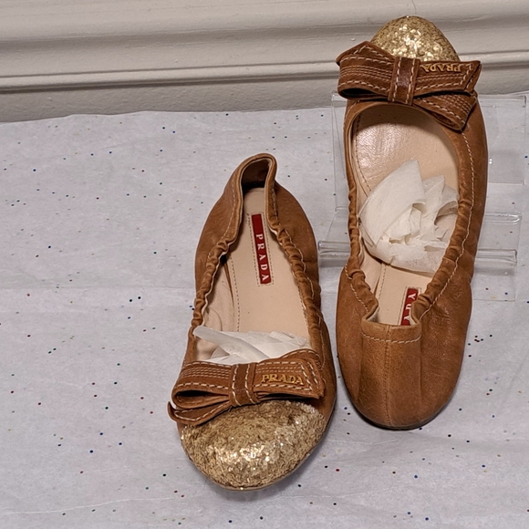 Prada Brown and Gold Flats with Bow - Picture 15 of 15
